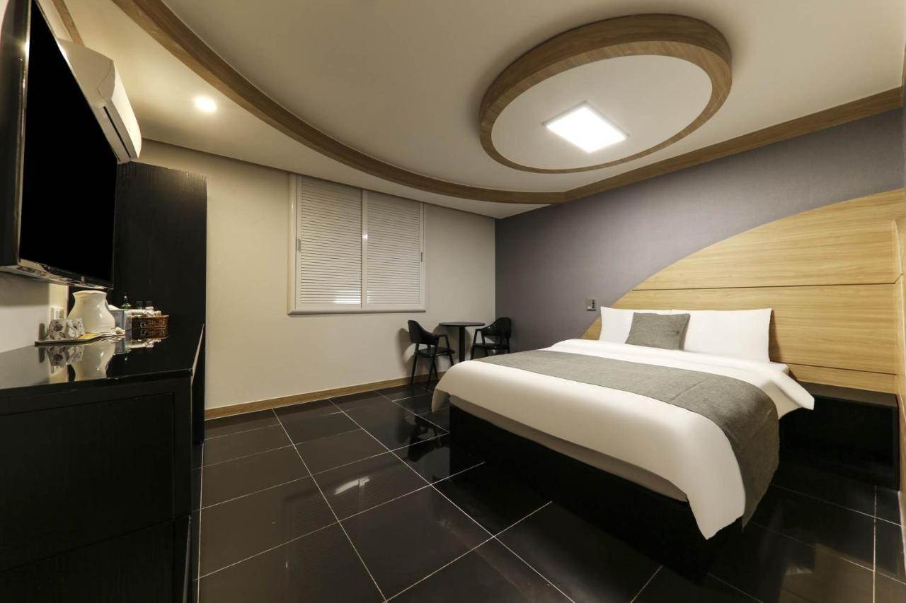 Major Hotel Čedžu Exteriér fotografie